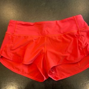 Lululemon speed up low rise 2.5”